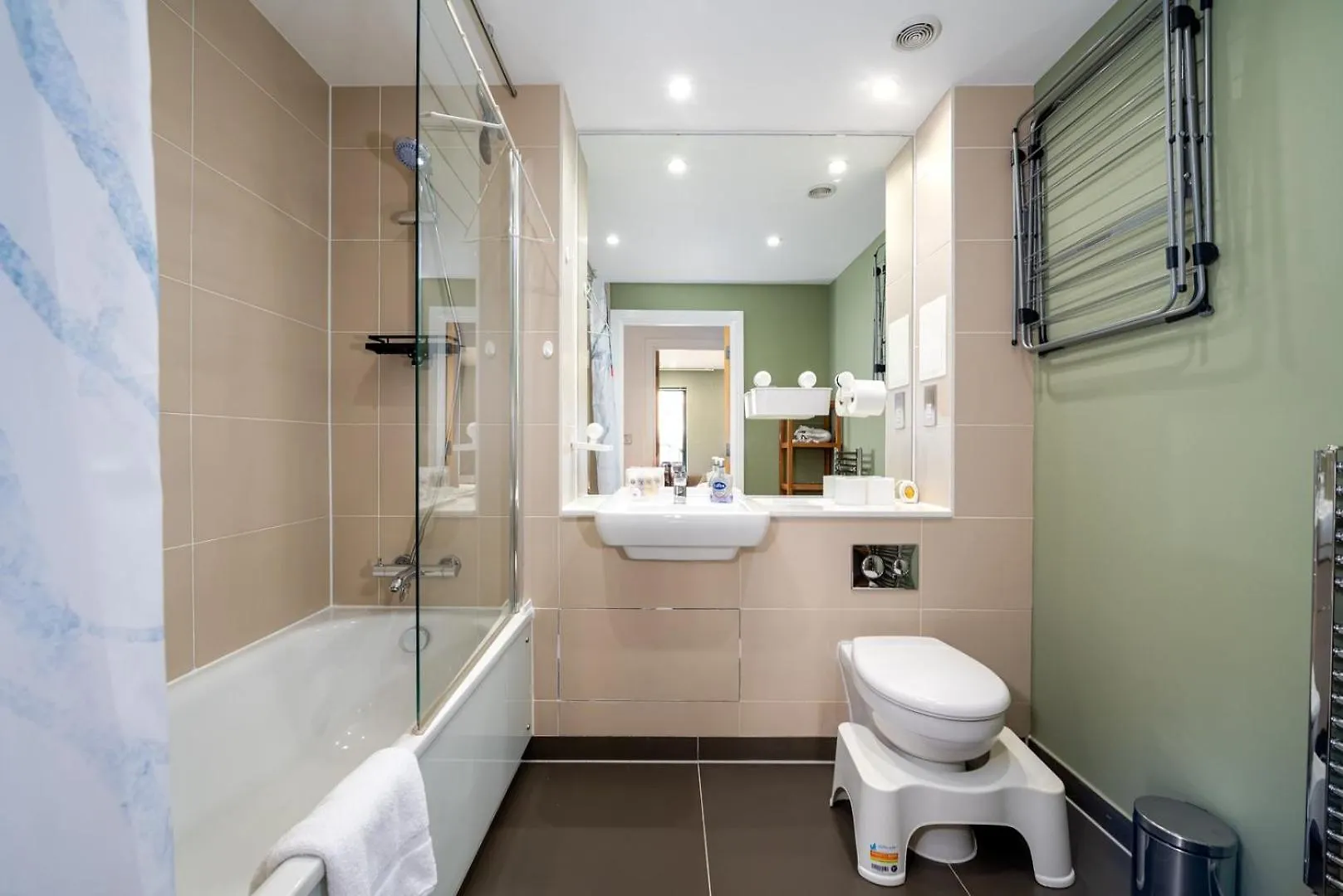 Guestready - Stylish Retreat Near The Airport Apartment London 0*,